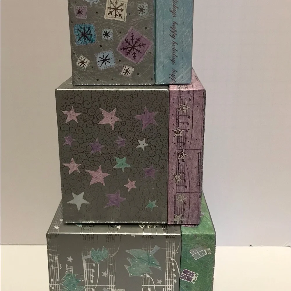 3 Stacking Nesting Gift Boxes Musical Christmas Holiday Design NEW.